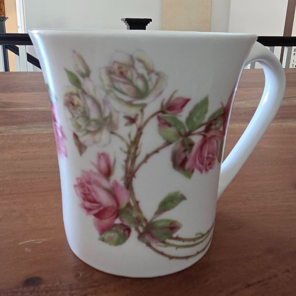 Aynsley Elizabeth Rose Bone China Mug Made in England